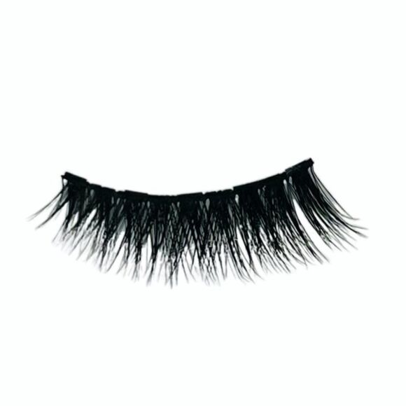Joelle: 3D Magnetic Premium Silk Lashes - Picture 2 of 5